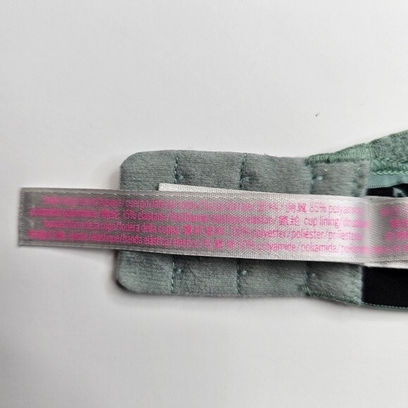 Pink Victoria's Secret wear everywhere push up size 34C - Picture 2 of 7